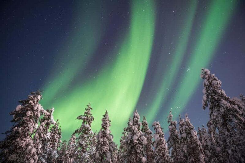 Kuzey Işıkları Altında Lapland, fotoğraf 1